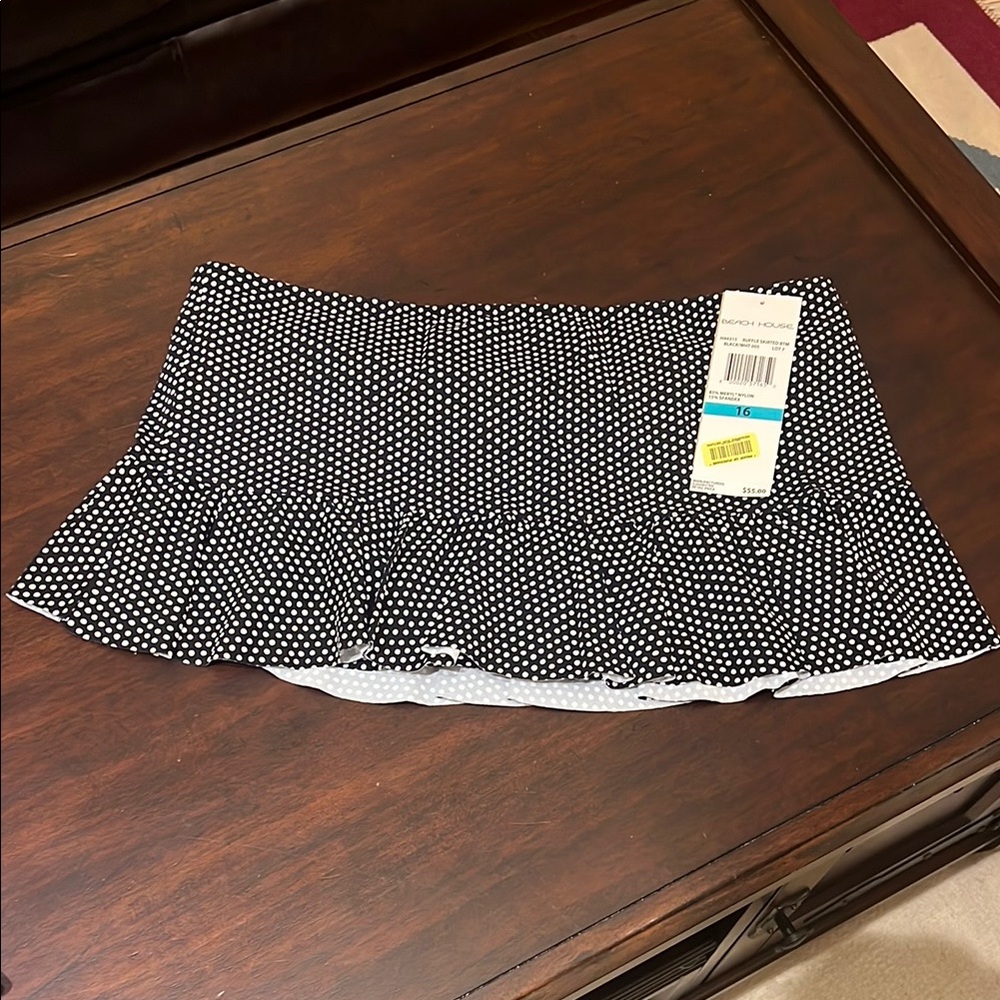 NWT Beach House swim skirt👙🩴